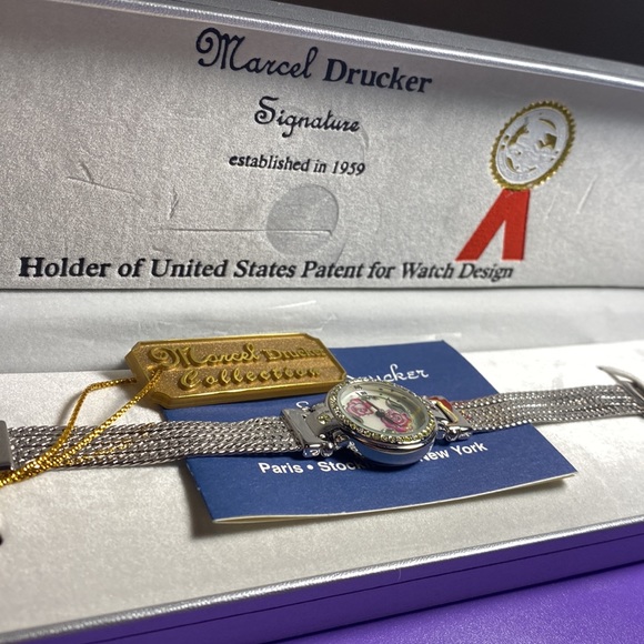 Marcel Drucker Floral Watch - Picture 3 of 4